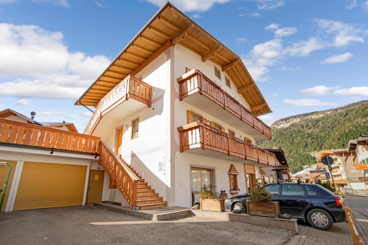 Appartamento Aloch Pozza di Fassa Exterior foto